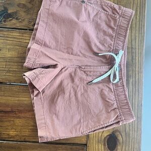 Vuori women’s shorts